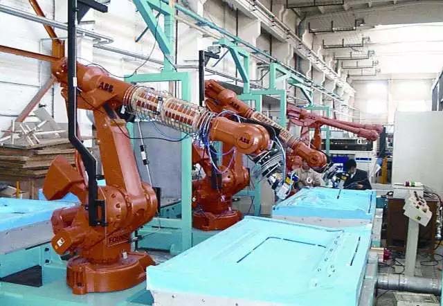 還在“佛系”手工噴涂?“仙系”手把手示教機器人已經(jīng)駕臨!-3