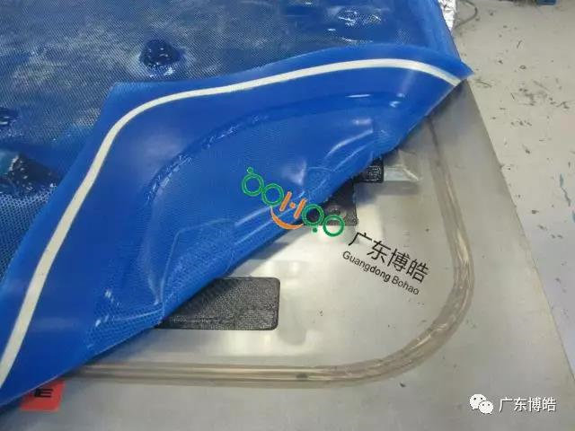 VPI硅膠真空成型|實(shí)際應(yīng)用案例——汽車配件(碳纖維/預(yù)浸料)